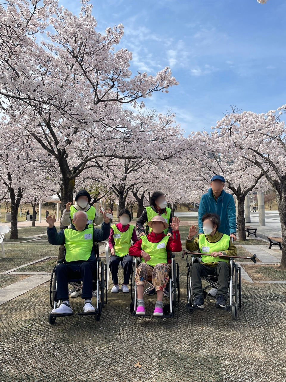 1926210121_C2bvifkE_82ff829eaeba89190c4a06b9d30d6c30ce901066.jpg 이미지크게보기