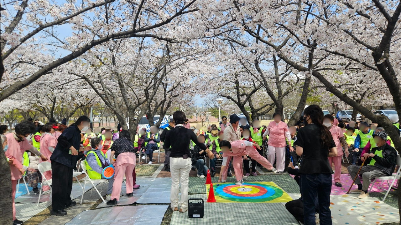 1926210121_JBwQmkG2_a08940397aef17feeaa4d2a6b5cb856b0a9a8a33.jpg 이미지크게보기