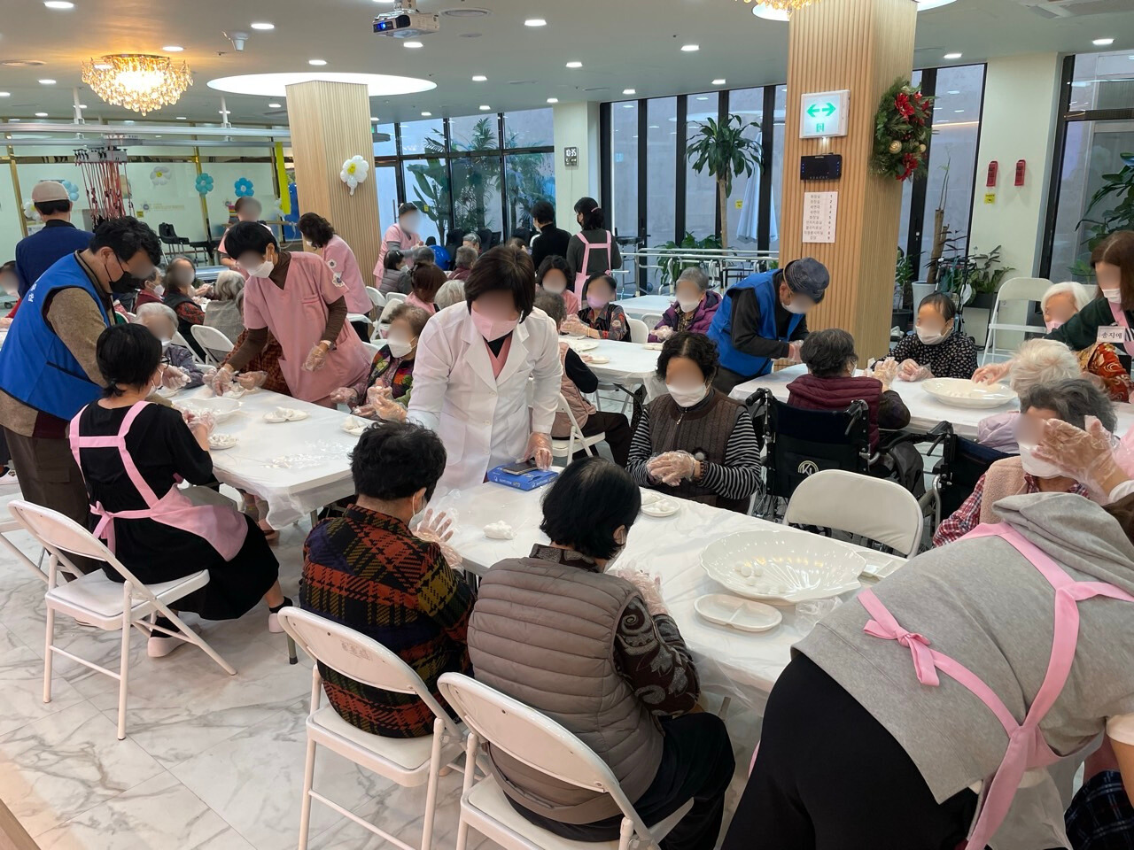 1926210121_tprEFdyl_04333552fb4477d4a3c84cedc1209c7c6a8599f0.jpg 이미지크게보기