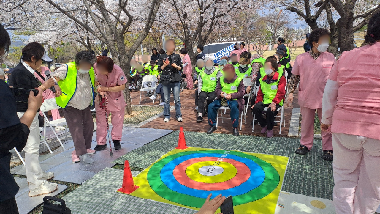 1926210121_u4Ep7j1L_e95eefa8d67b77b54fbae84c41be3d8a85b5bdda.jpg 이미지크게보기