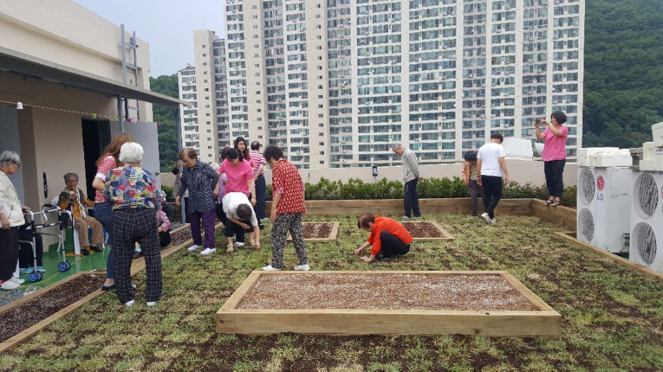 2000769922_AF274Zaz_a8525de765231fc92b8f25fe57dbc9fabbcf6dfc.jpg 이미지크게보기