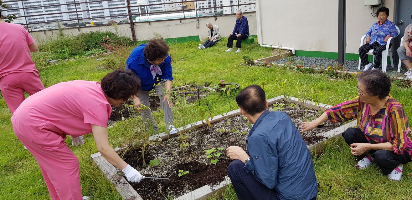 2041977679_12rac5mo_e4b465254213a7124cb9771c4de993109c5c2bdd.jpg 이미지크게보기