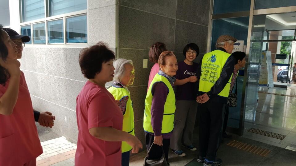 2041977679_4URFjn92_0e52245213a44a3dfde3a4f27cdb07dc3487113c.jpg 이미지크게보기