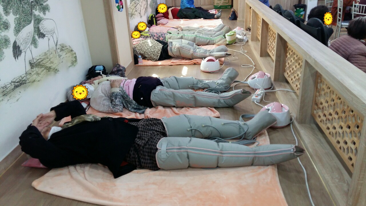 2041977679_5OQv7Yrn_beee63f3eb9218c6f0de1141ad1bf4f2f9fd64d5.jpg 이미지크게보기