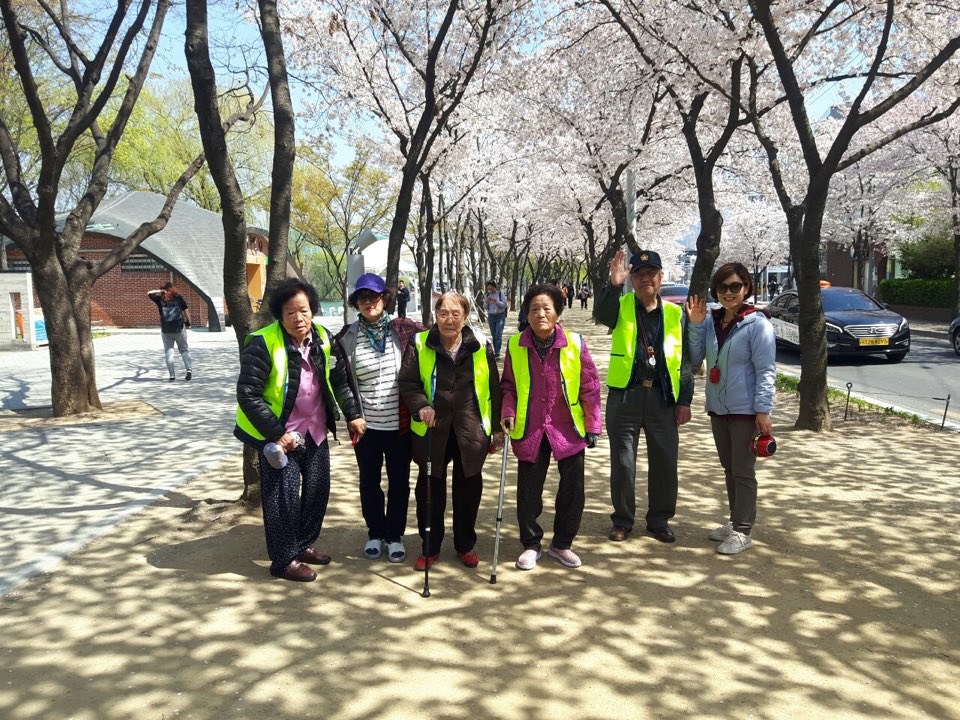 2041977679_5mDJr9jd_7c0ff7acce936cbf0496d577568e57e4063f22a8.jpg 이미지크게보기