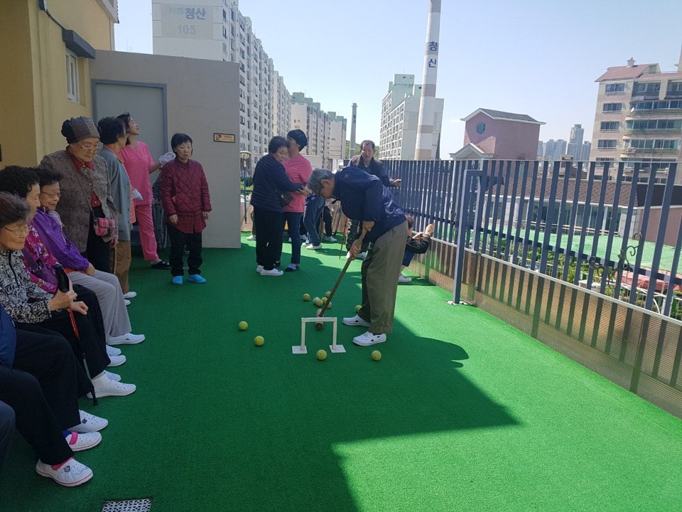 2041977679_8bNsQMYj_b749c63e564888b9a13737798d32f9a3e5ac9c97.jpg 이미지크게보기