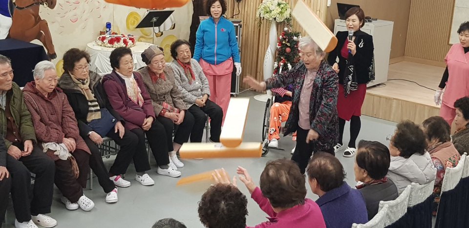 2041977679_BQgnLaG8_88efaed0f5641818c14af48284342311307280c9.jpg 이미지크게보기