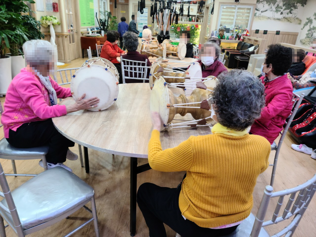 2041977679_HOyYzLDK_6c637f76be44b8f4aba92fd857bae52919c6d522.jpg 이미지크게보기