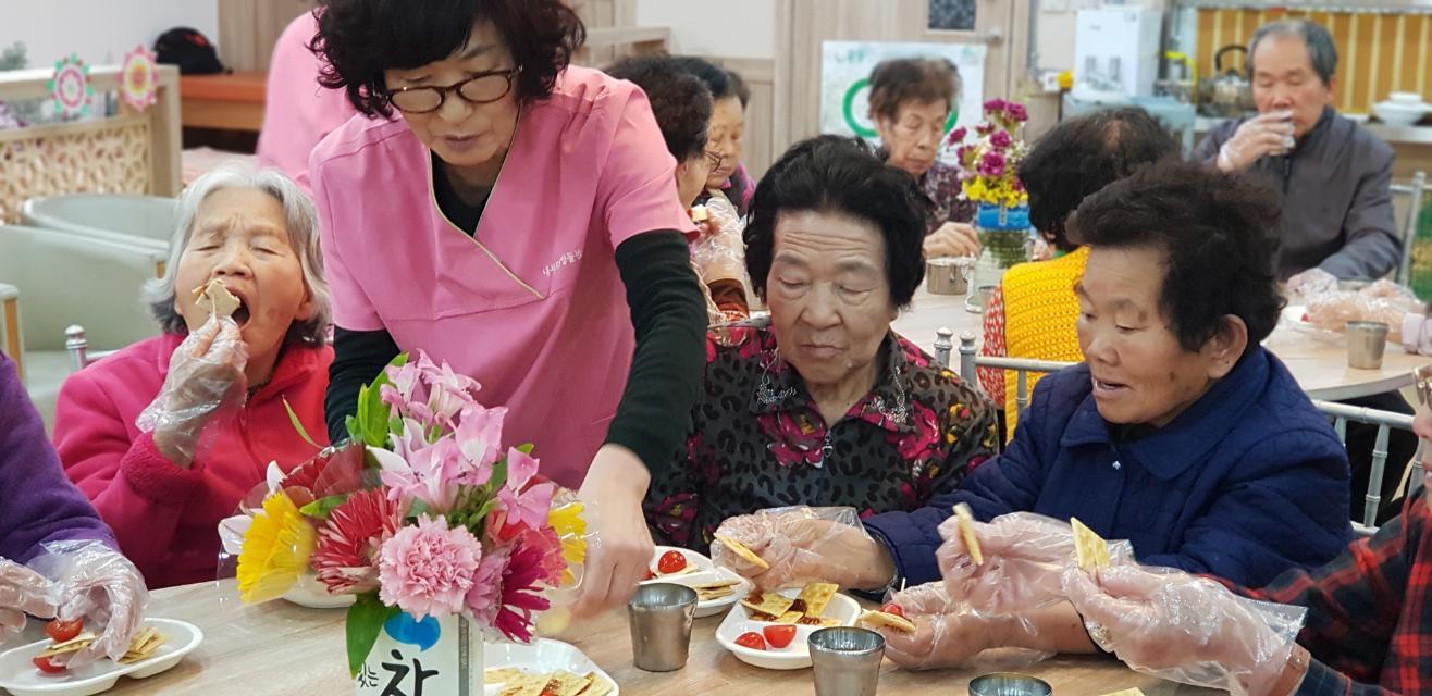 2041977679_KJyiF5rf_22d5ce72976e93bfa7ac8a77fa544e49b1d81b2a.jpg 이미지크게보기