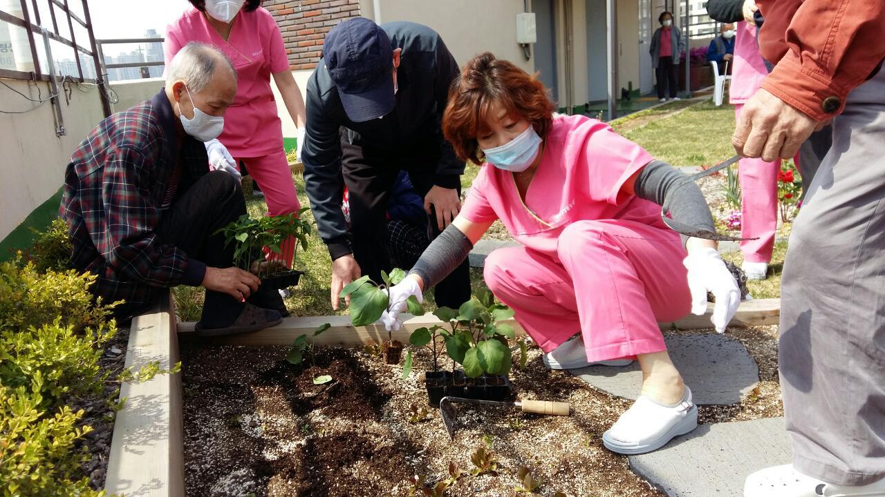 2041977679_L2yd3Mxm_cdf3d9f2c47641e4f1024f3e81199e4be83bc406.jpg 이미지크게보기