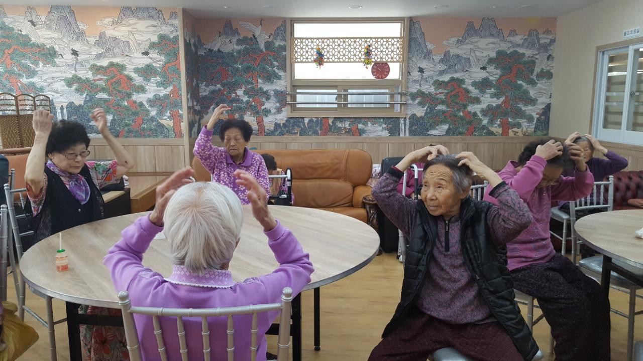 2041977679_SGXhWaxQ_65b1926091f94686de0ab71311751f8e73953812.jpg 이미지크게보기