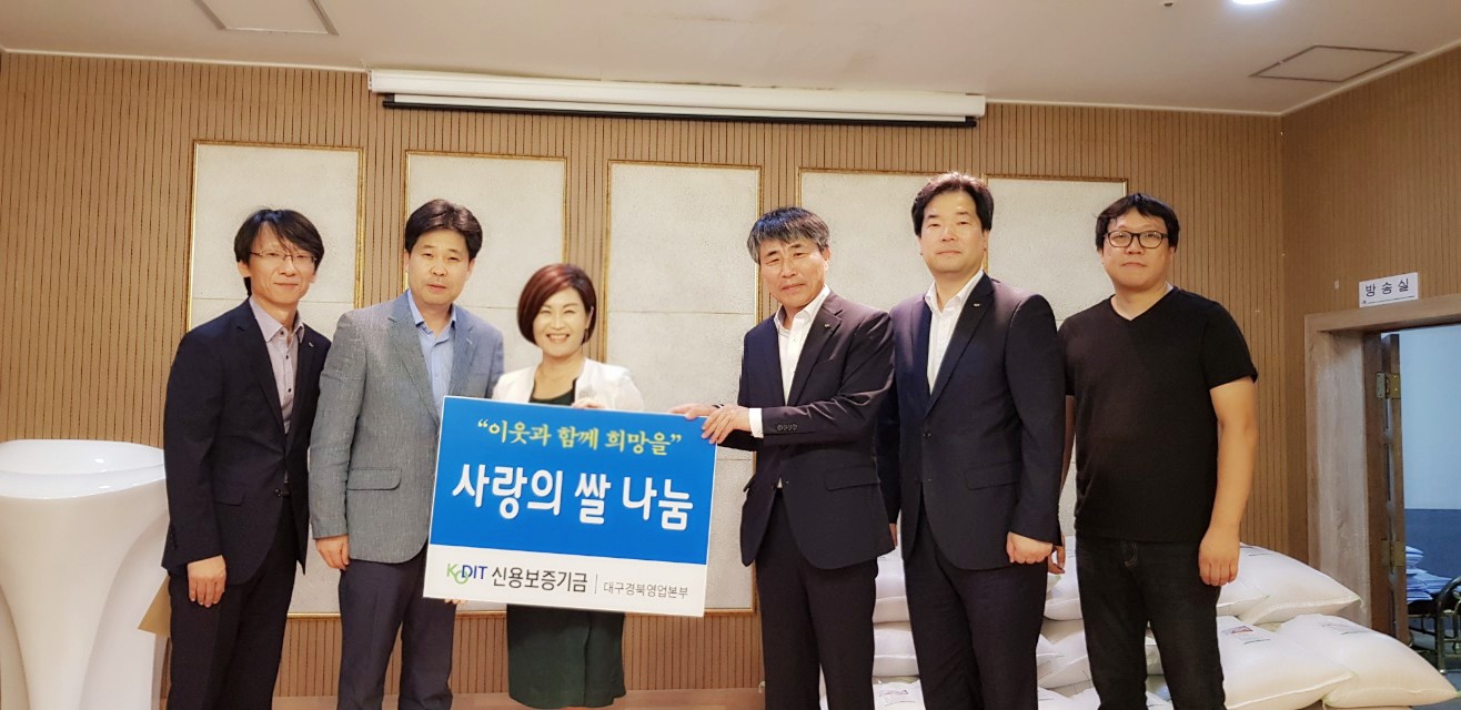 2041977679_UxfdYtOp_9f4e063b1041929c40fb94c0df07bb9baa92f514.jpg 이미지크게보기