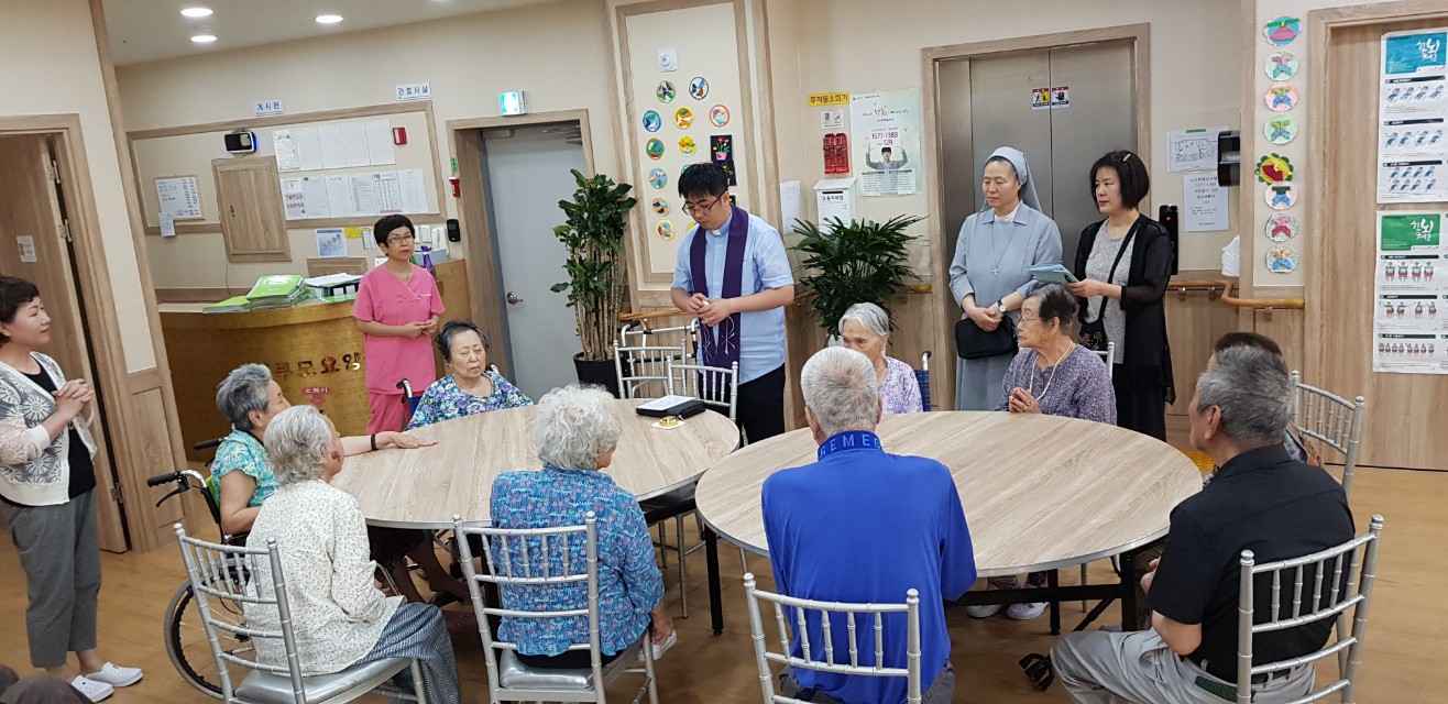 2041977679_hSwMV5tP_c799fff773e9558ce7d9c7ab0c5927ae51dff64c.jpg 이미지크게보기