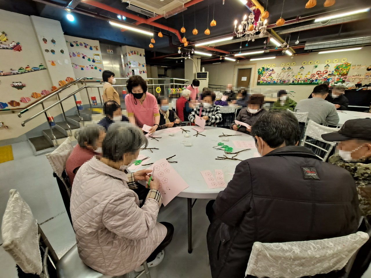 2041977679_iaB6tq2o_c799f912290e66f244aa722ae09f67a360ad351f.jpg 이미지크게보기