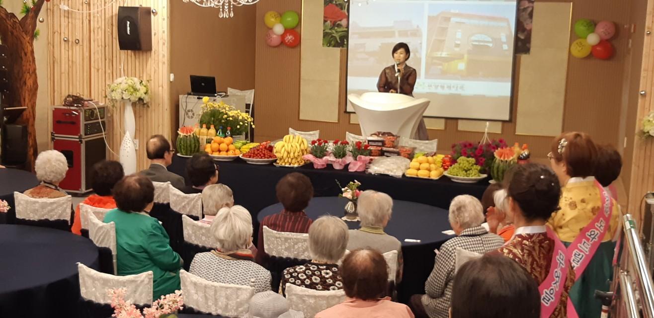 2041977679_km0R1Ovb_d2ec9e4891464003100de890a0221466566b0936.jpg 이미지크게보기