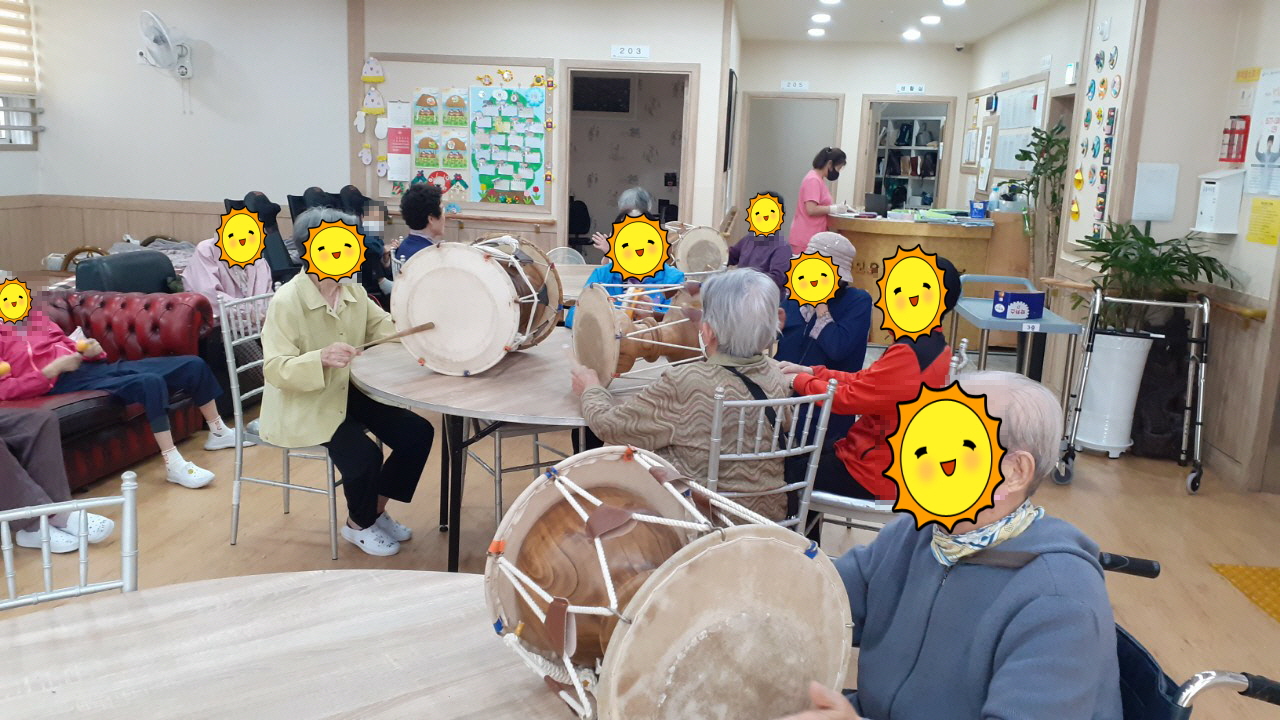 2041977679_qCwHpn2N_632547f9d9fa3af14b0376d1f7719ab3f1cf0c4f.jpg 이미지크게보기