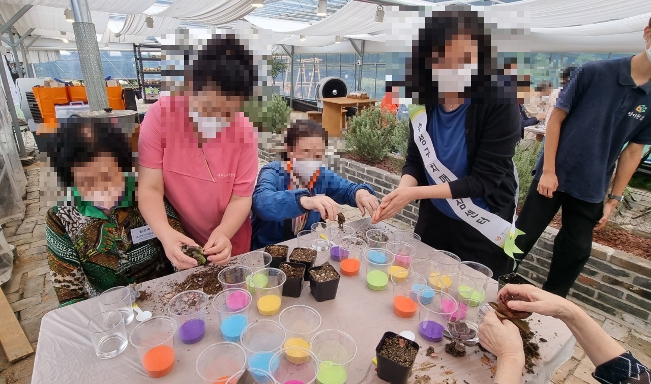 2041987194_z0ClxeP1_f6e140c2fc2e2401de63e352b7e2c2175ba614b8.jpg 이미지크게보기