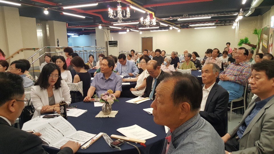 3695598613_iomJTns7_5d7fee5897c789b60dfe0d03e23118d6edb772bb.jpg 이미지크게보기