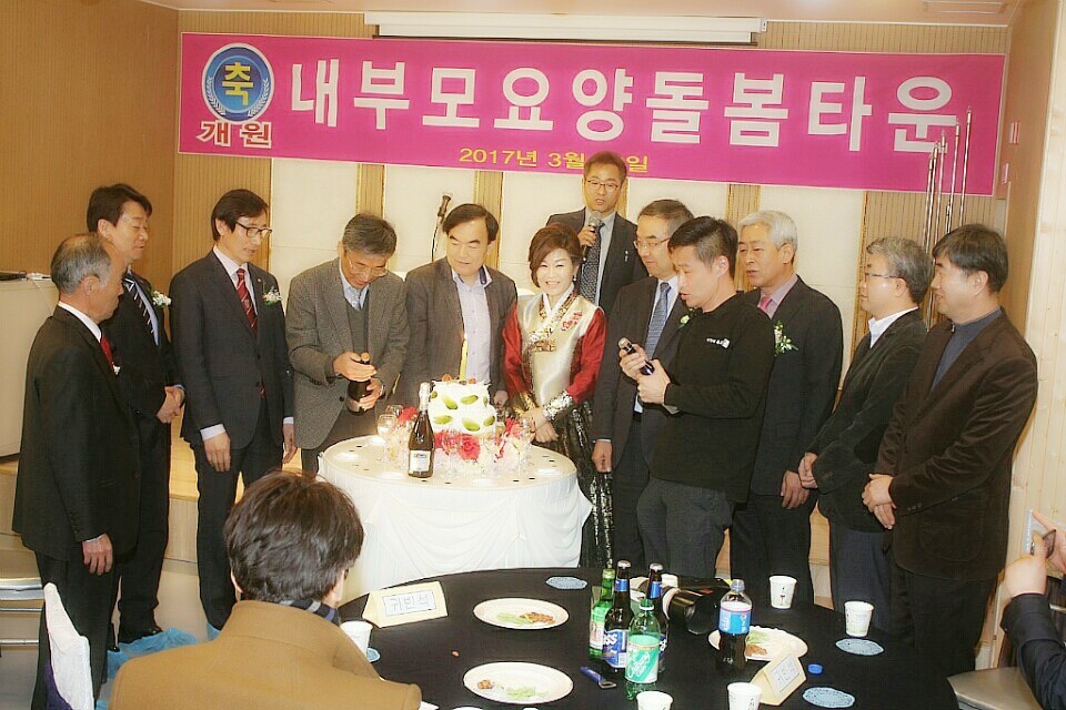 3695598613_uWjg3kct_9078ec116e8d37788b2ad8f9d519df0761f57a0e.jpg 이미지크게보기