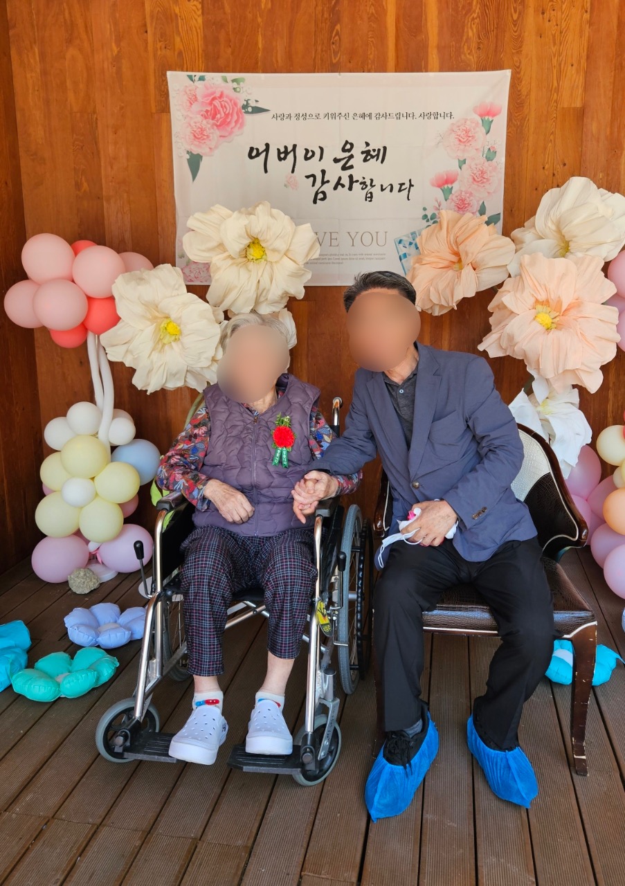 3718551737_5JWhv3nM_b17c9e88c3bf06c76c1032e76619f32e72512423.jpg 이미지크게보기