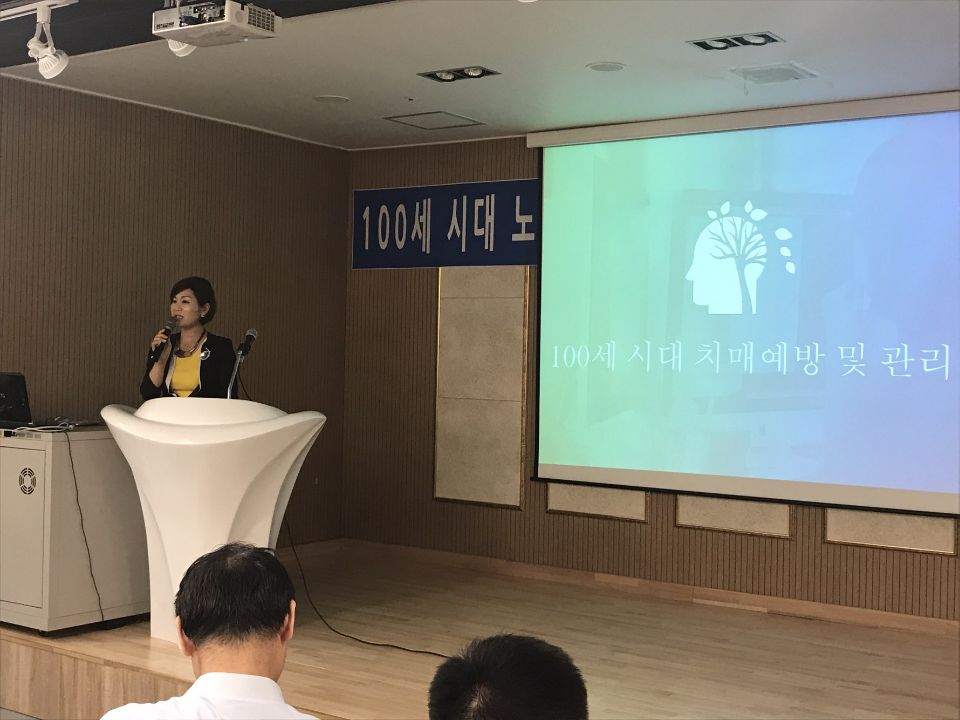 3695598613_Jlb5wqZf_60f9ece4496c811f44172170a9855f4eae314bdc.jpg 이미지크게보기