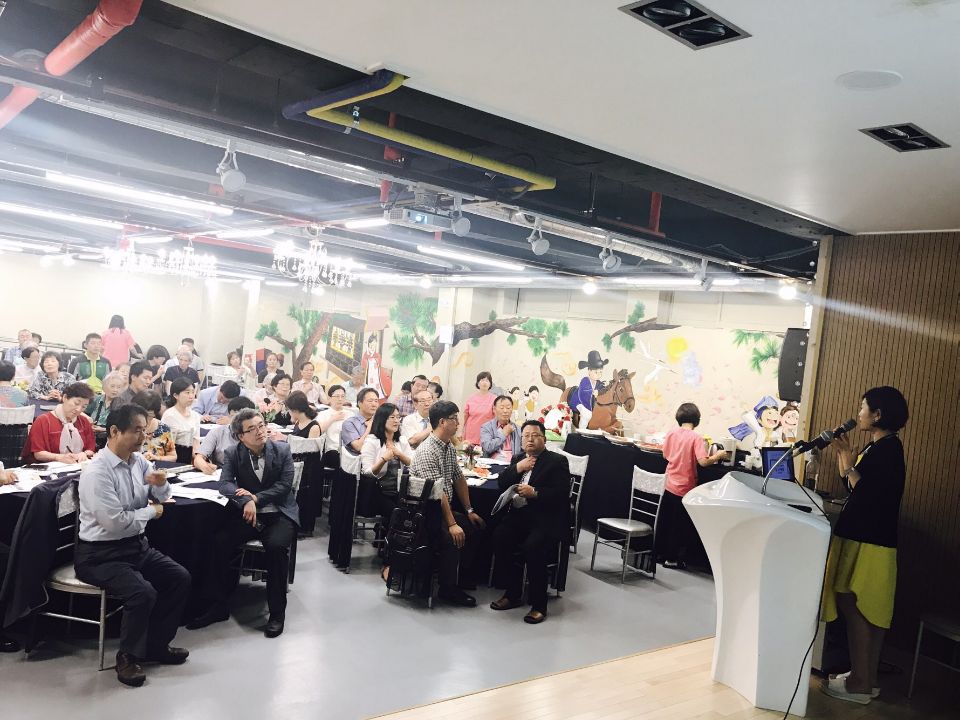 3695598613_aksJfYFm_c76293c0449c236835fb3e2ecbdd5f0273b63de8.jpg 이미지크게보기