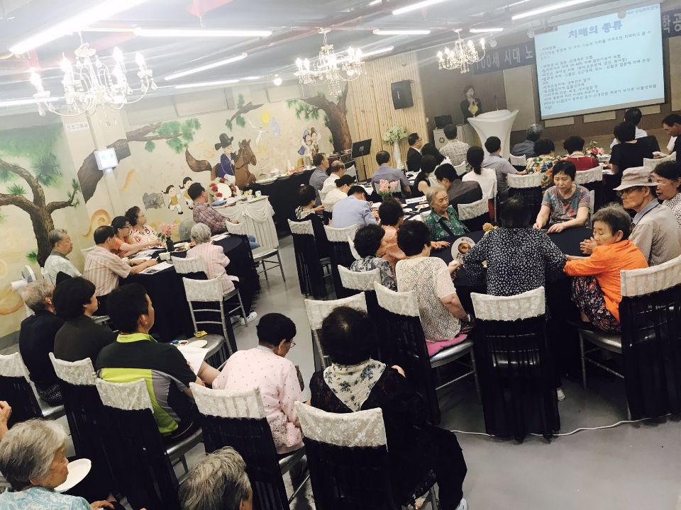 3695598613_qQfxeGIF_54b6891a6df60f88b0677ee1f075639821053d38.jpg 이미지크게보기