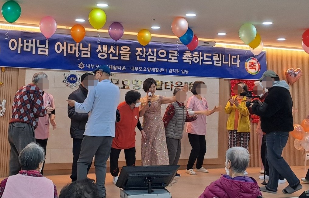 /user/p/parentscare/editor/2505/6d9ae61a8076860f3ad2527e22b95f57_1747965328_5423.jpg 이미지크게보기