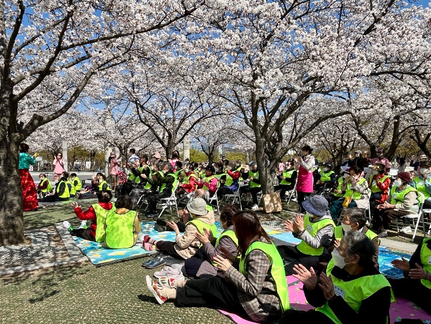 /user/p/parentscare/editor/2505/6d9ae61a8076860f3ad2527e22b95f57_1747967990_9655.jpg 이미지크게보기
